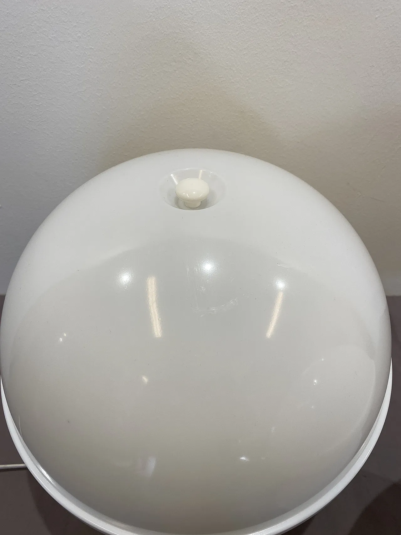 Pair plexiglas lamps, 70s 3