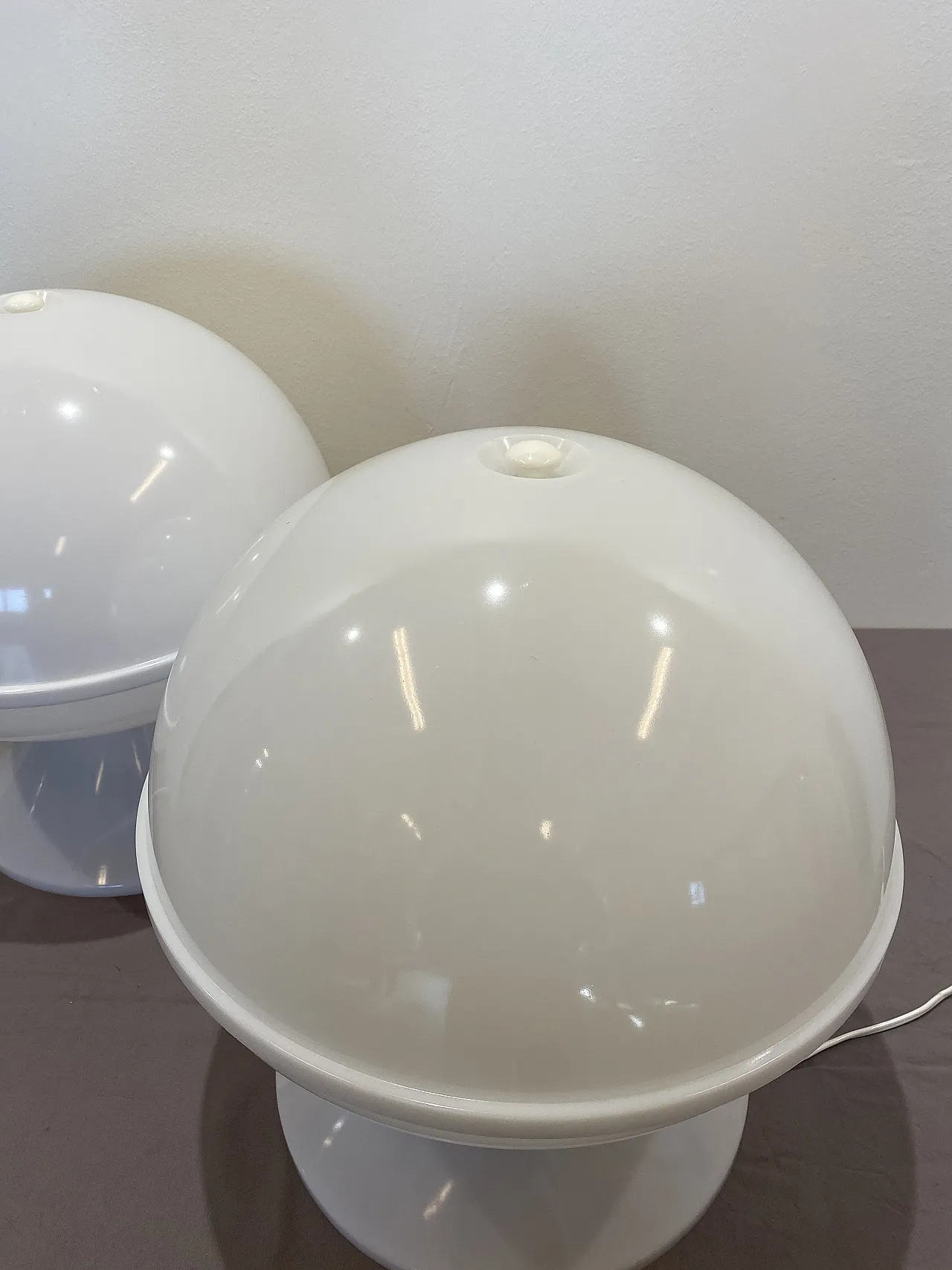 Pair plexiglas lamps, 70s 5