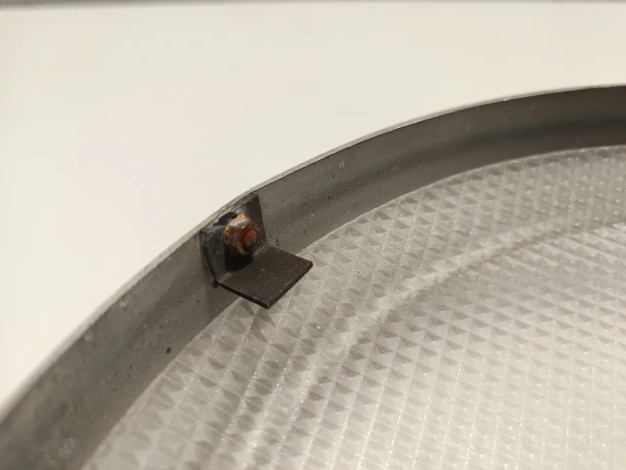 Red Metal and Glass Ceiling Light model 3055 by Gino Sarfatti for Arteluce, 1962 4