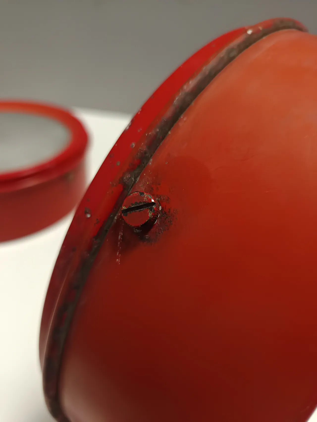 Red Metal and Glass Ceiling Light model 3055 by Gino Sarfatti for Arteluce, 1962 8