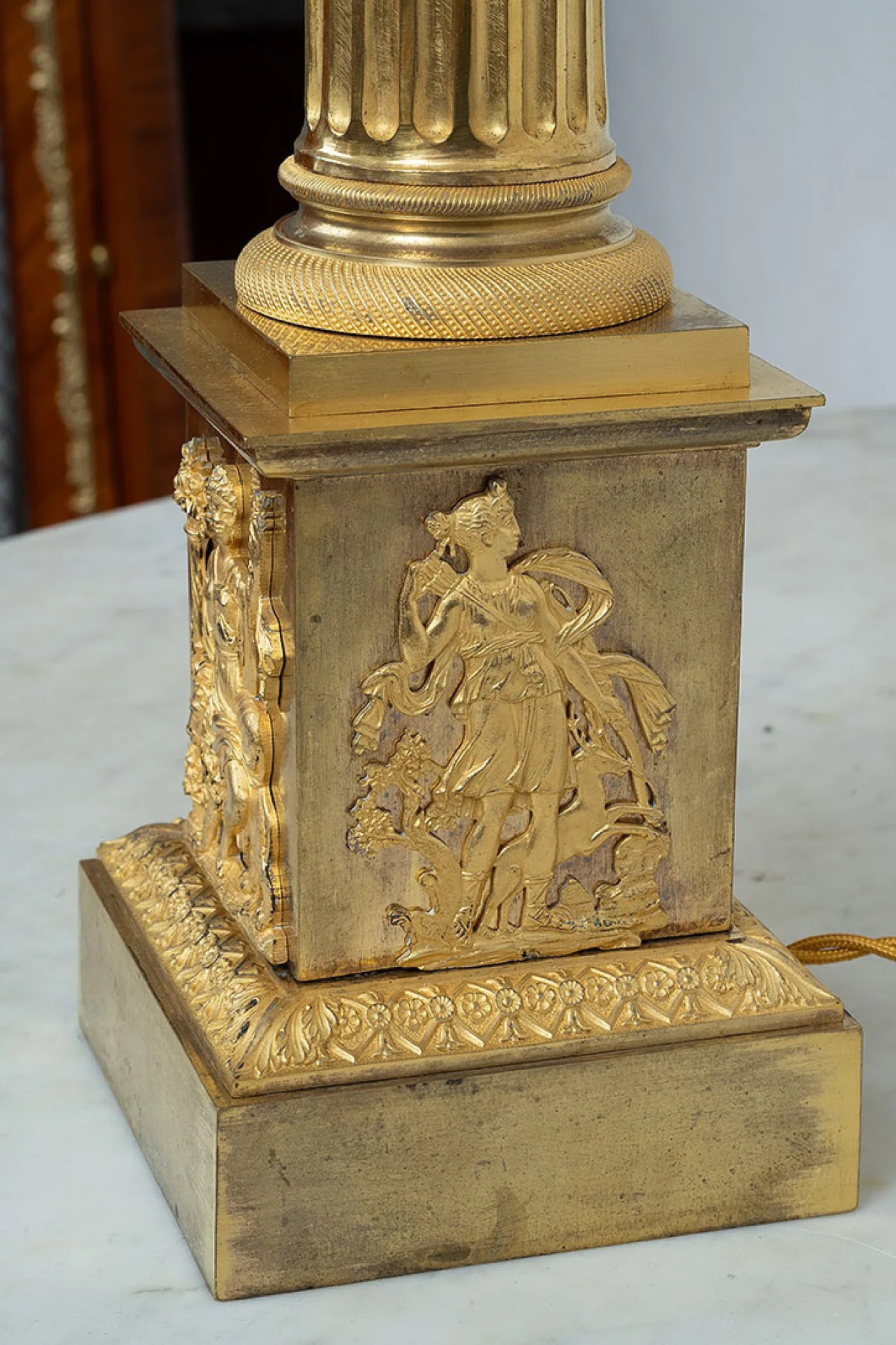 Ancient French empire lamp in finely chiseled gold bronze ap 4