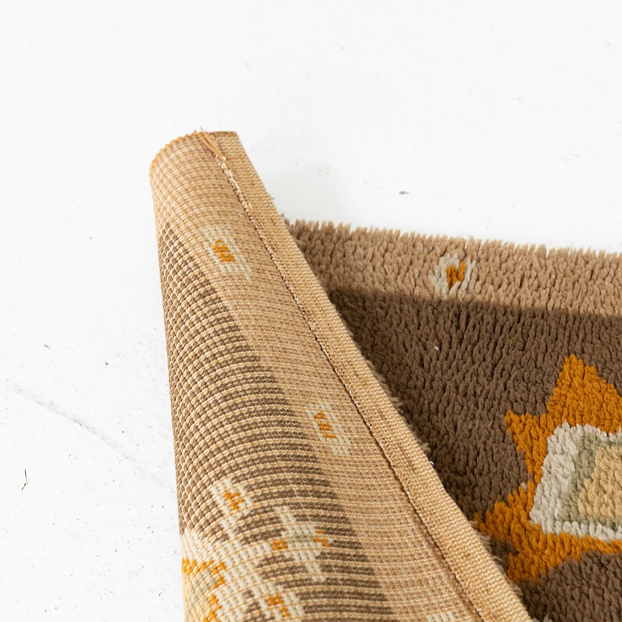 Geometric carpet in wool, 1980s 2