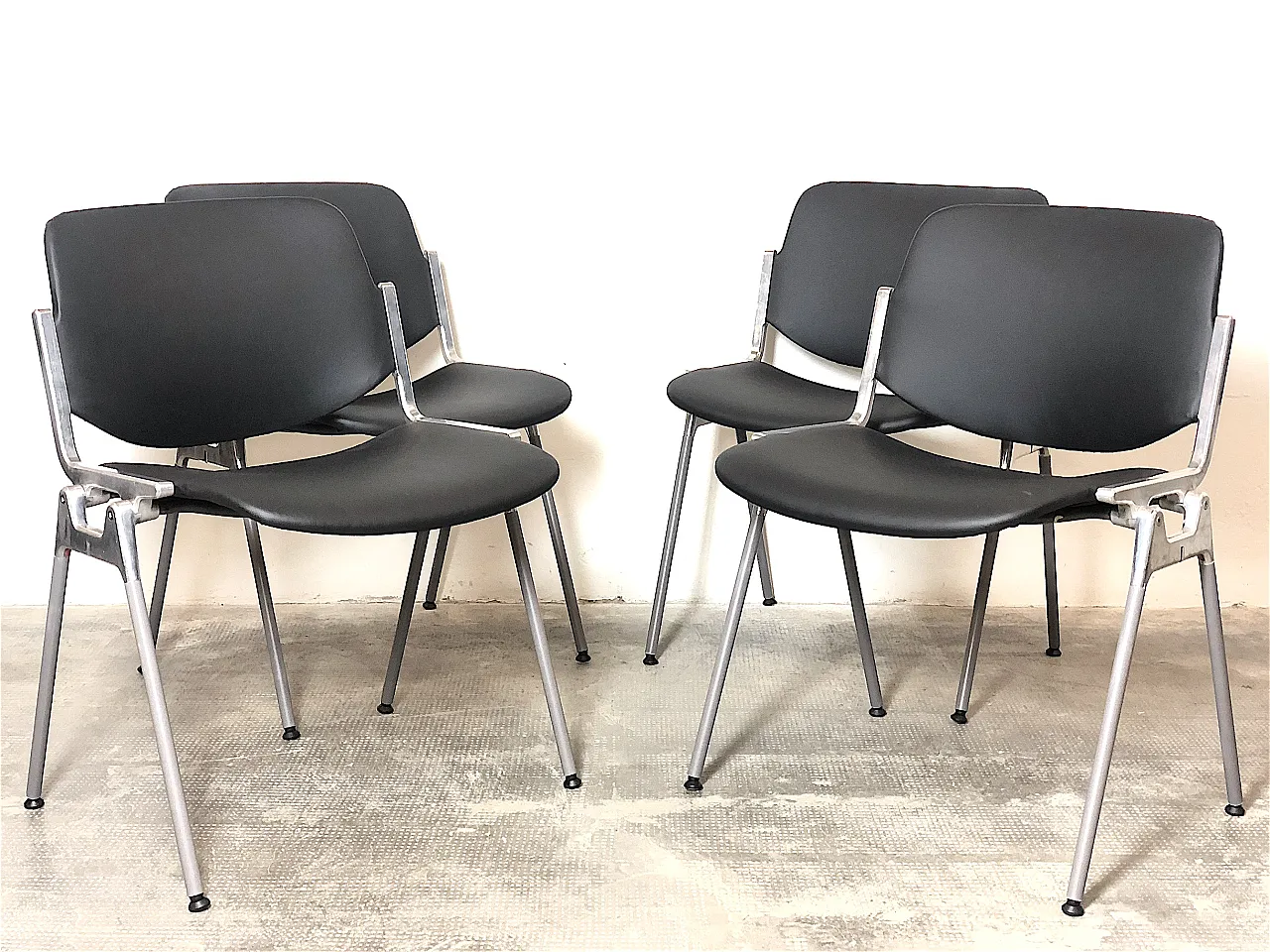 4 chairs DSC 106  by Giancarlo Piretti for Anonima Castelli black, 60s 3