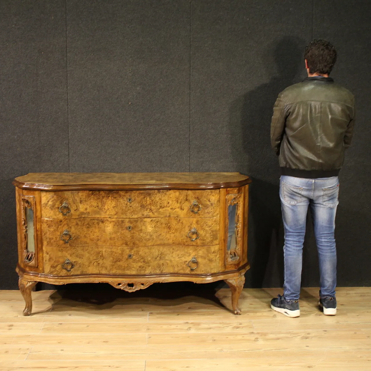 Italian chest of drawers, 20th century 2
