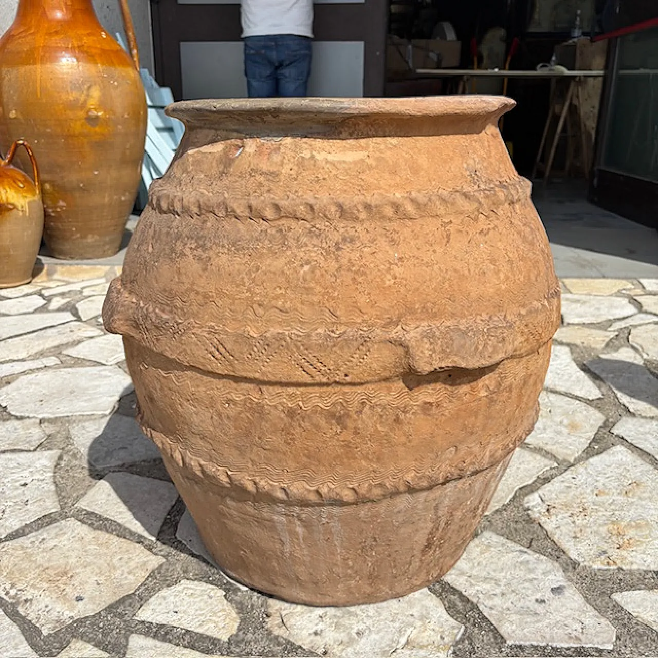Large antique terracotta utdoor jar vase, 18th century 1