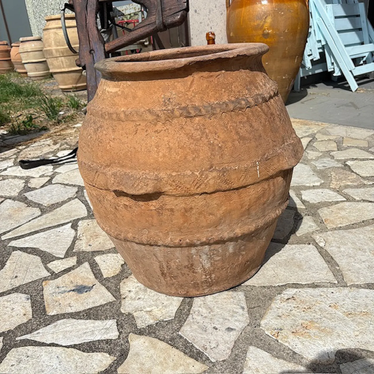 Large antique terracotta utdoor jar vase, 18th century 2