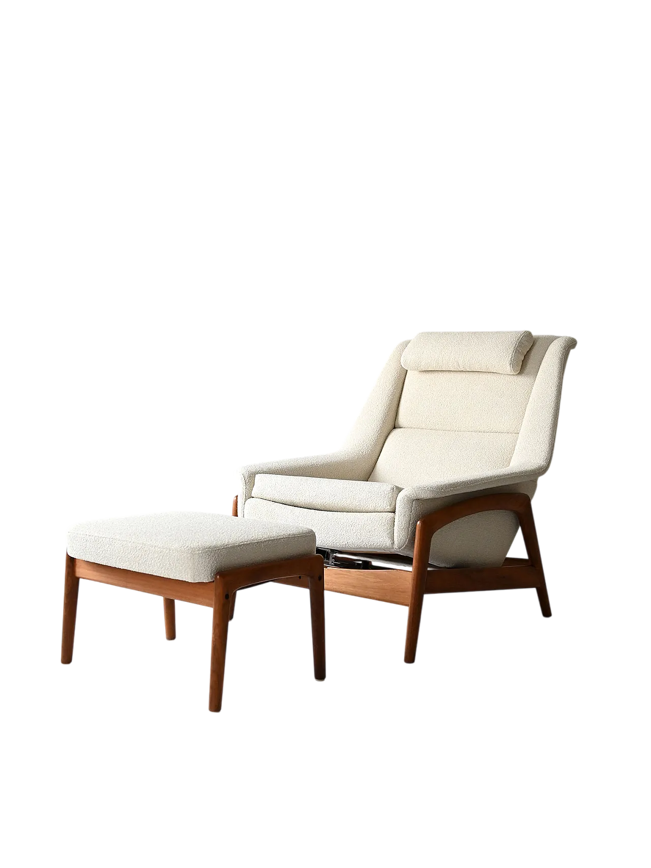 Vintage Scandinavian armchair with pouf 14