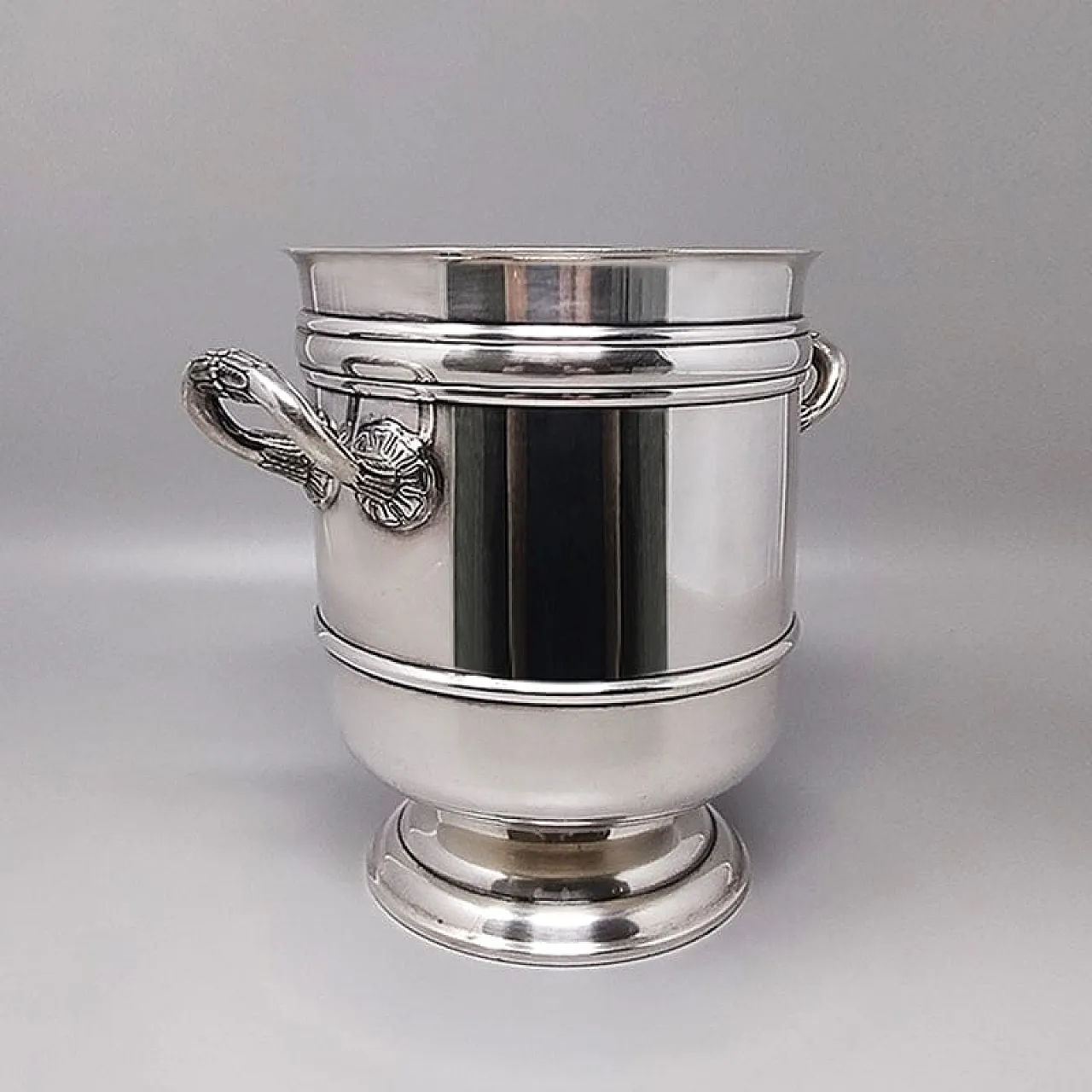 1950S Gorgeous Champagne OR Ice Bucket by Christofle in Silver Plated. 3