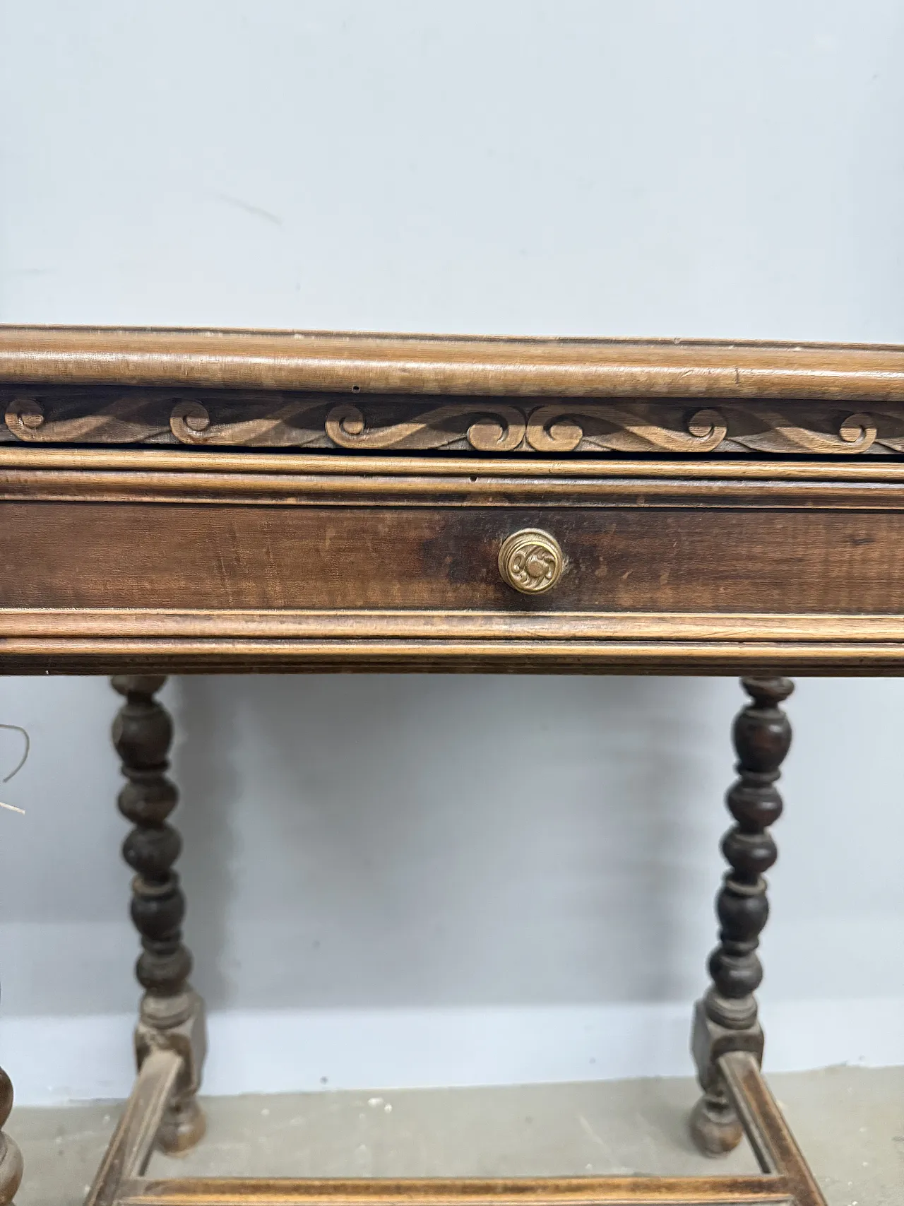 Tavolinetto scrittoio in noce massello, '800 7