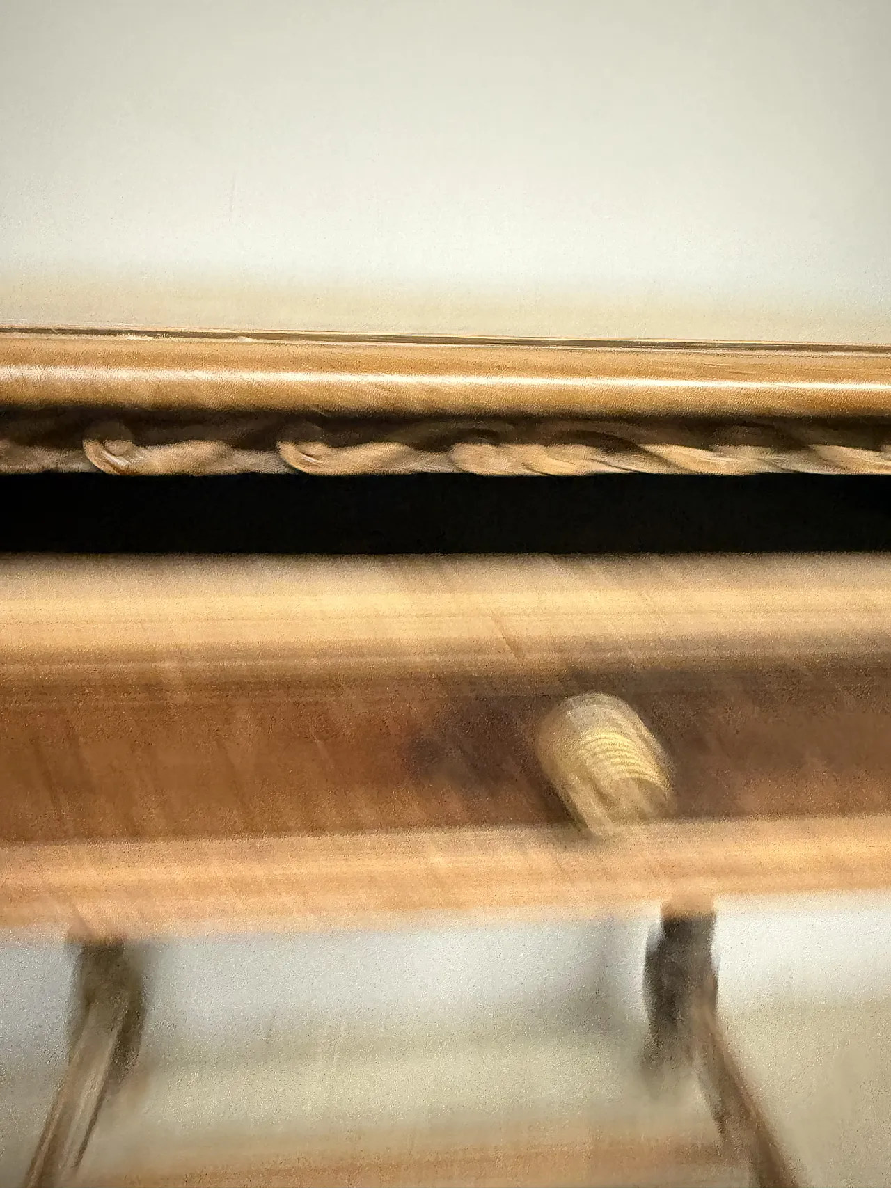 Tavolinetto scrittoio in noce massello, '800 9