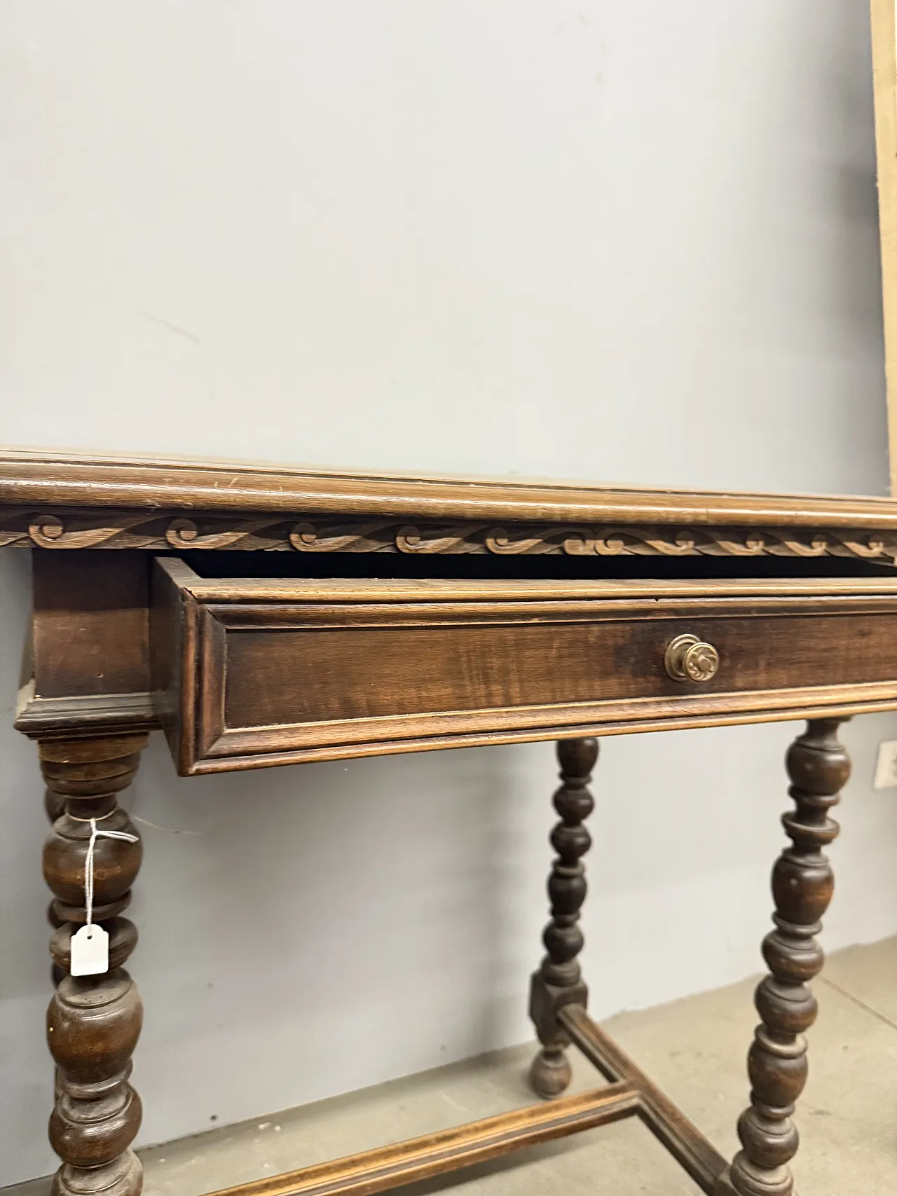 Tavolinetto scrittoio in noce massello, '800 10