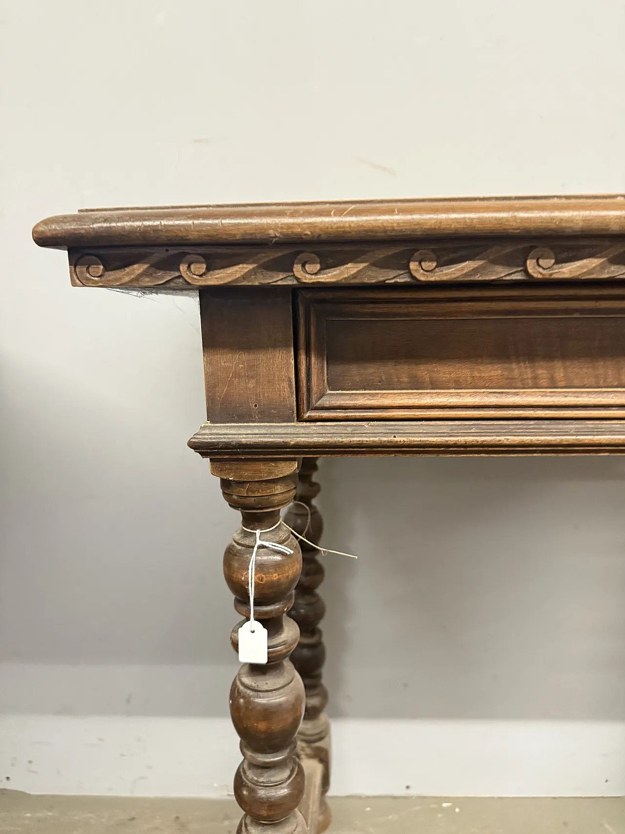 Tavolinetto scrittoio in noce massello, '800 13