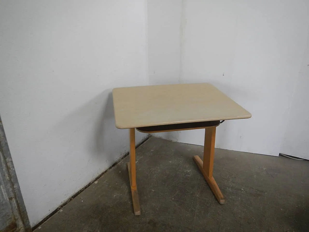 Banchetto da scuola con sedia 1960 3