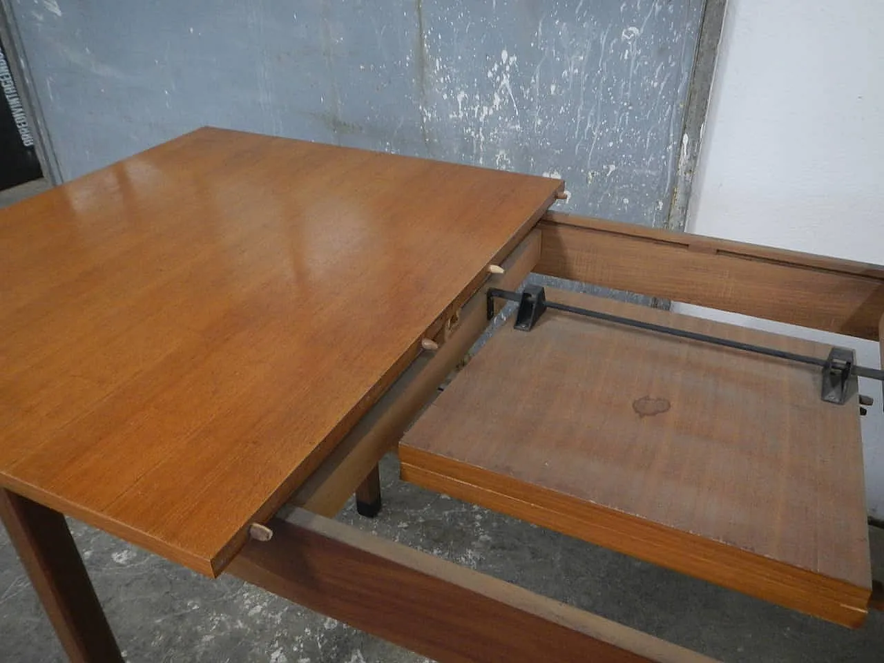 Formica Extendable Table 1970 10