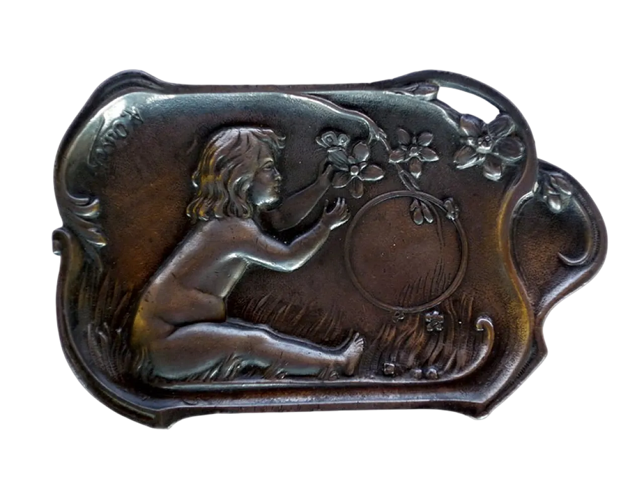 Posacenere Art Nouveau in peltro o piatto con motivo bambino, inizio '900 7