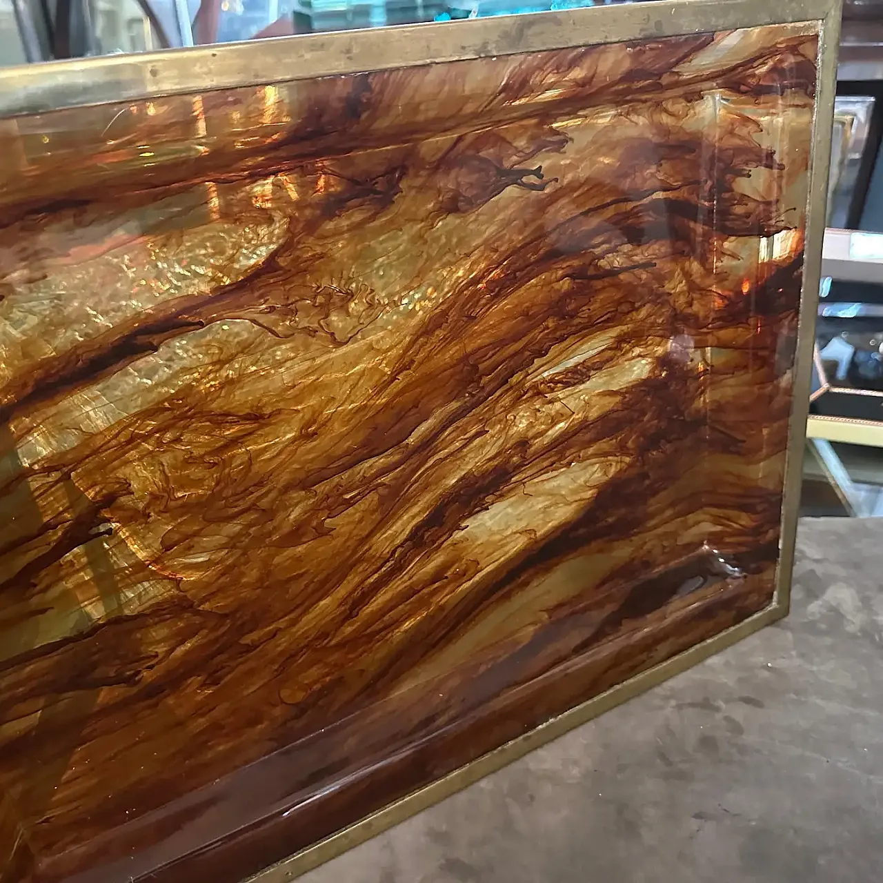 Vassoio in finta tartaruga di Ulderico Cavinato, anni '80 2