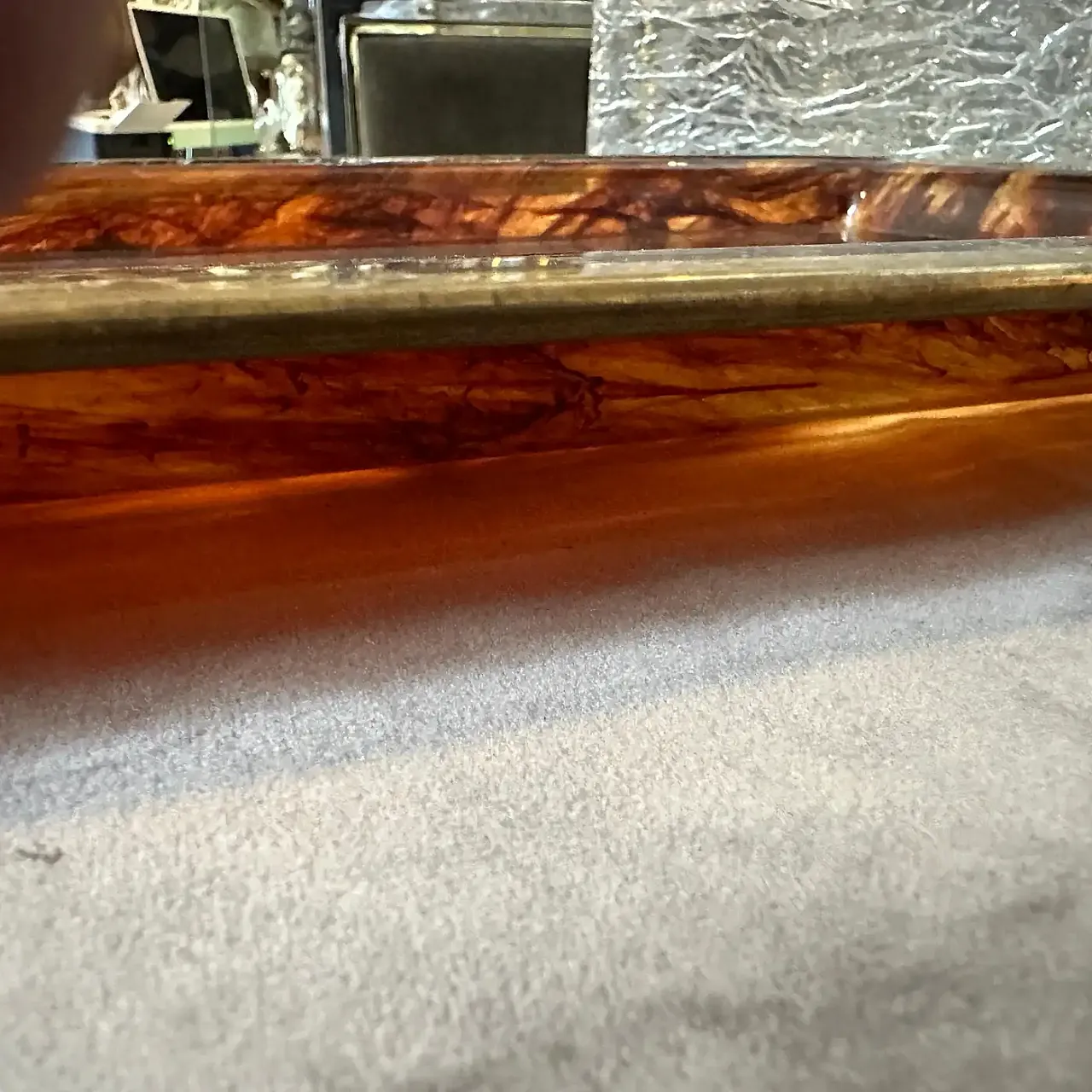 Vassoio in finta tartaruga di Ulderico Cavinato, anni '80 8