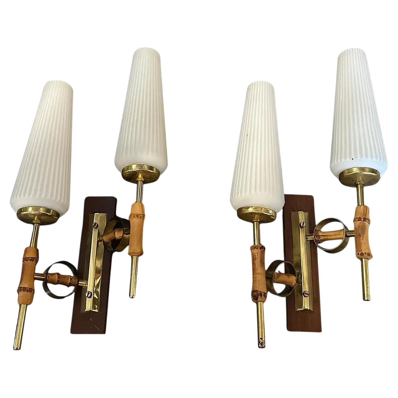Coppia di lampade da parete in ottone, bambù e vetro, anni '50 16