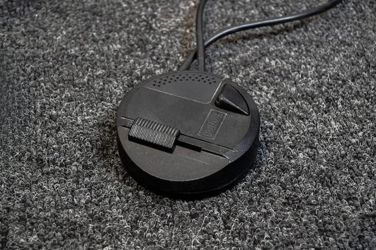 Lampada da terra Priamo serie Milano Torno di Toni Cordero per Artemide, anni '90 6