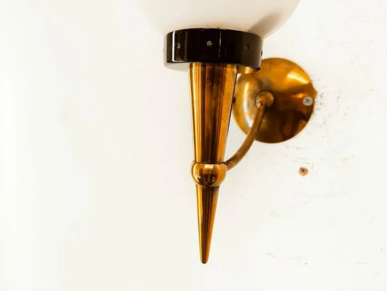 Brass wall light with opal glass, 1950s 4