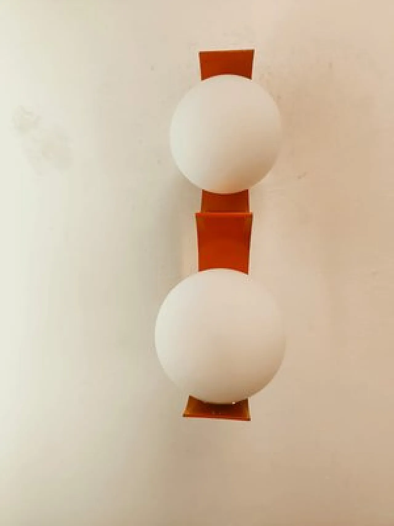 Applique con doppia sfera in vetro e metallo, anni '70 4