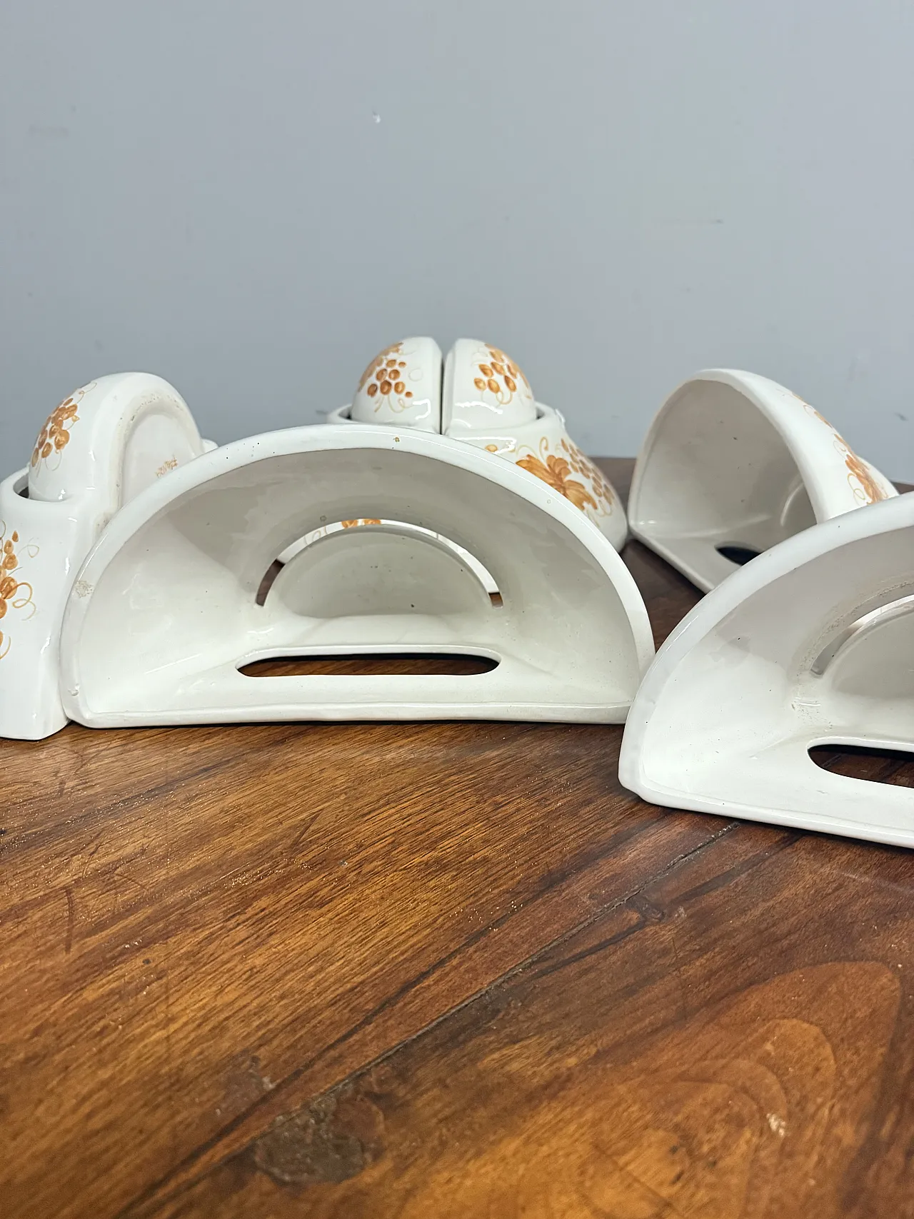 6 hand painted ceramic sconces with orange flowers, 20th century 4