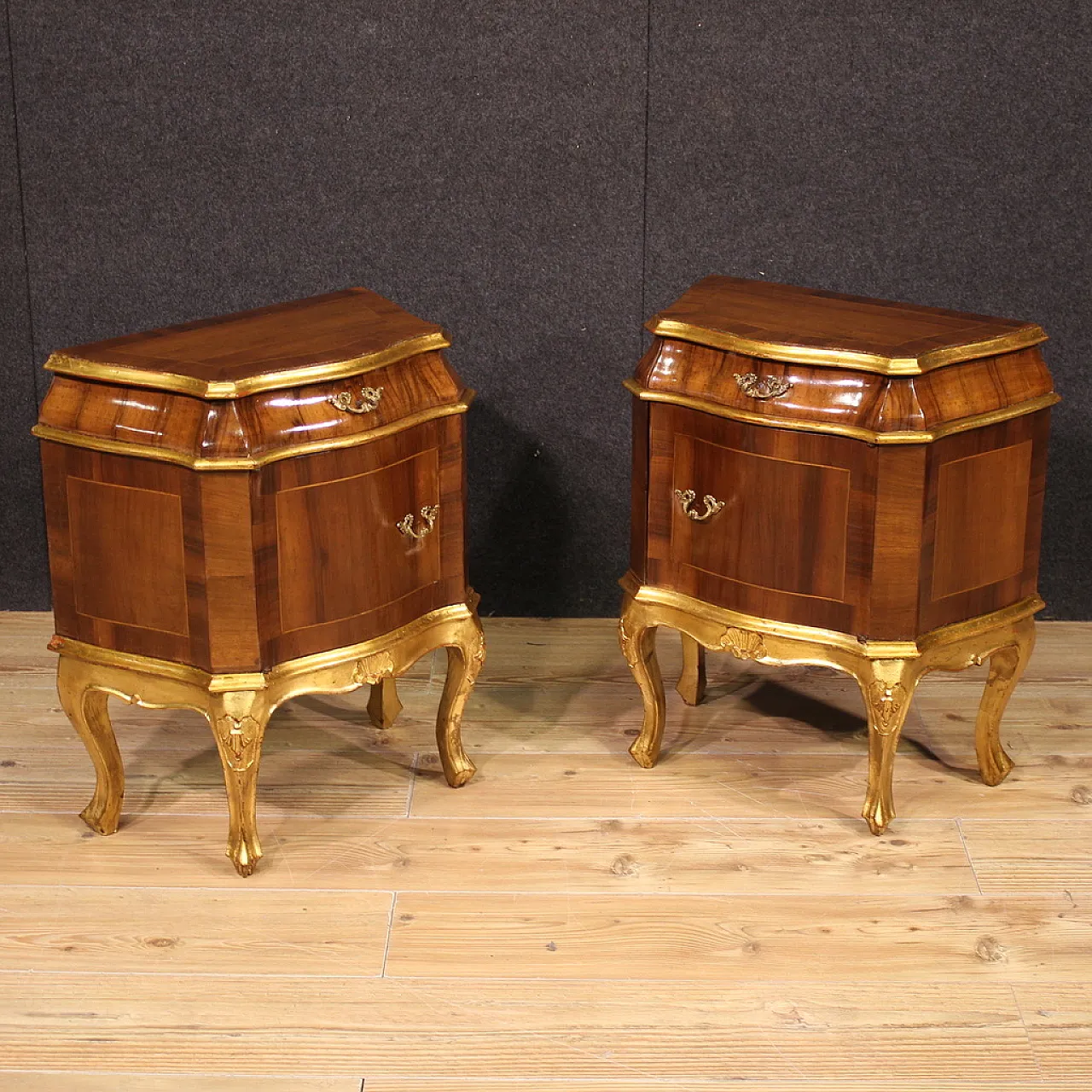 Pair of Venetian bedside tables, 20th century 3