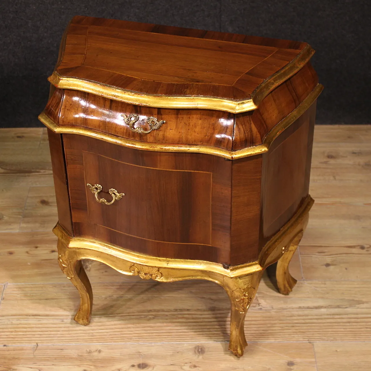 Pair of Venetian bedside tables, 20th century 10