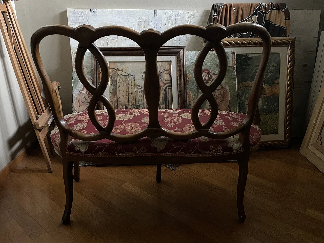 Armchair with carved backrest, 20th century 3