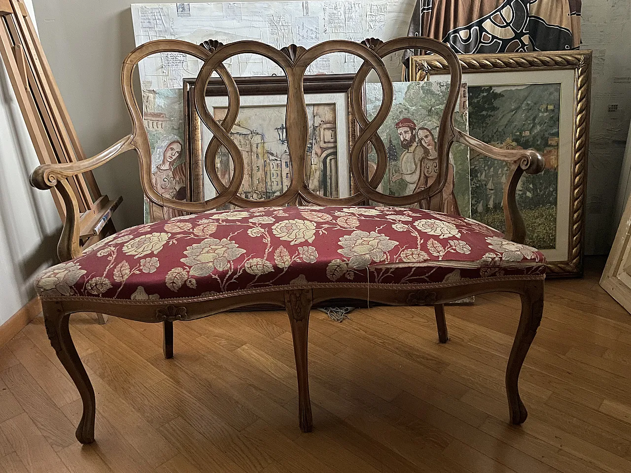 Armchair with carved backrest, 20th century 4