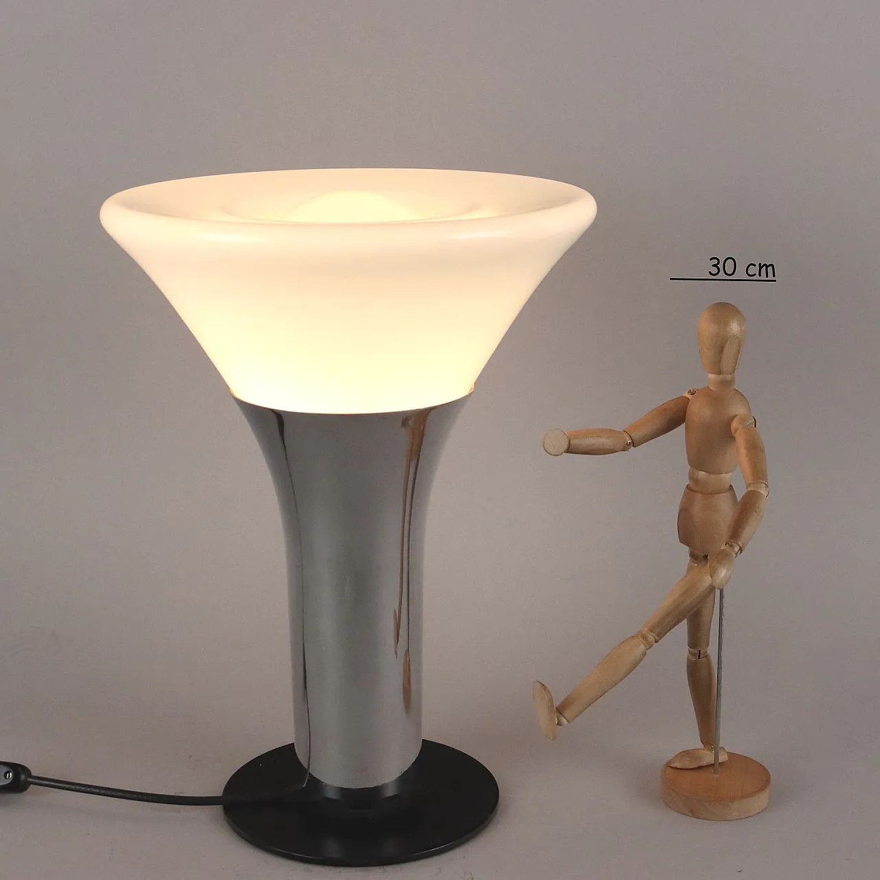 Lampada da tavolo cono a luce diffusa, anni '70 2
