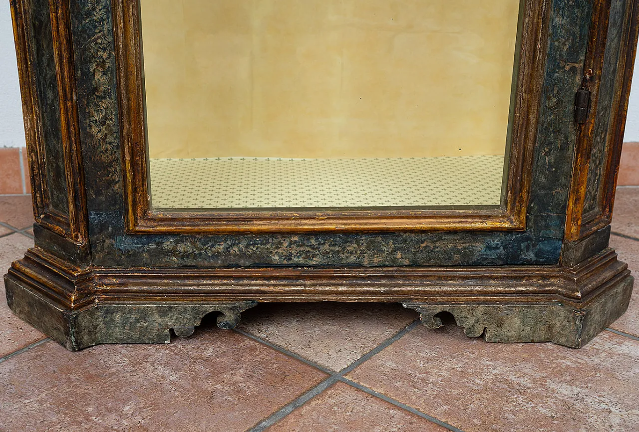 Showcase/scarabatto in lacquered and golden wood Naples, 18th c. 6