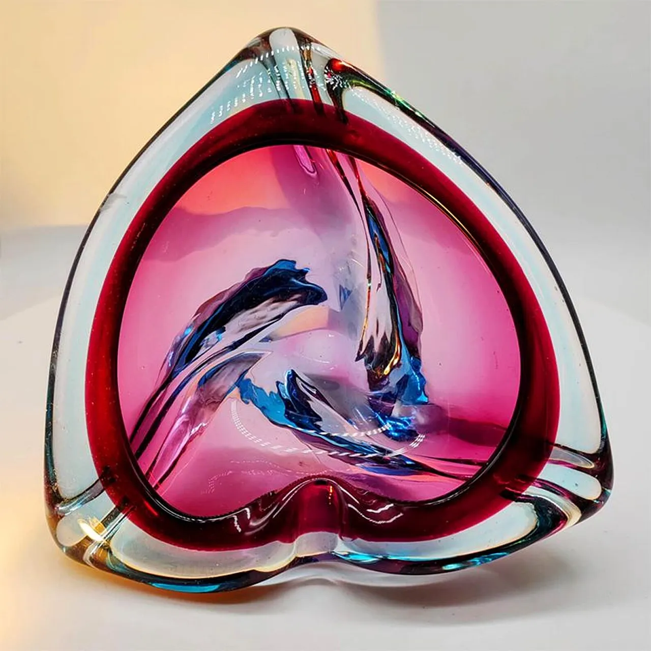 Posacenere in vetro di Murano viola, anni '60 5