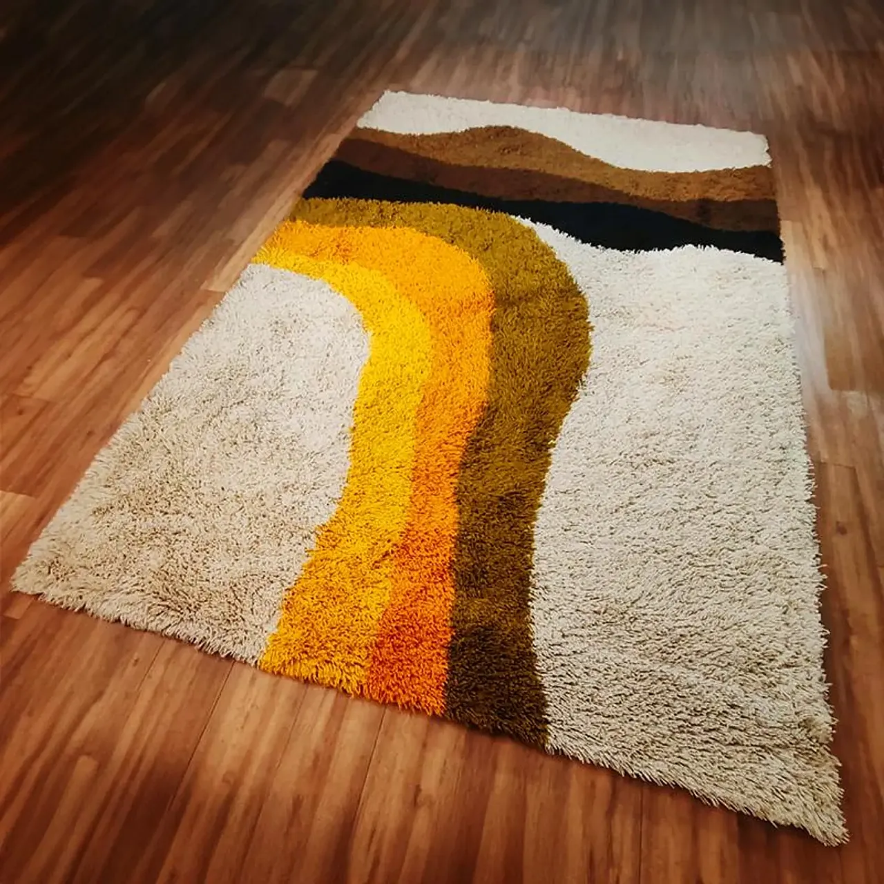 Big Space Age rug in wool, 1970s 10