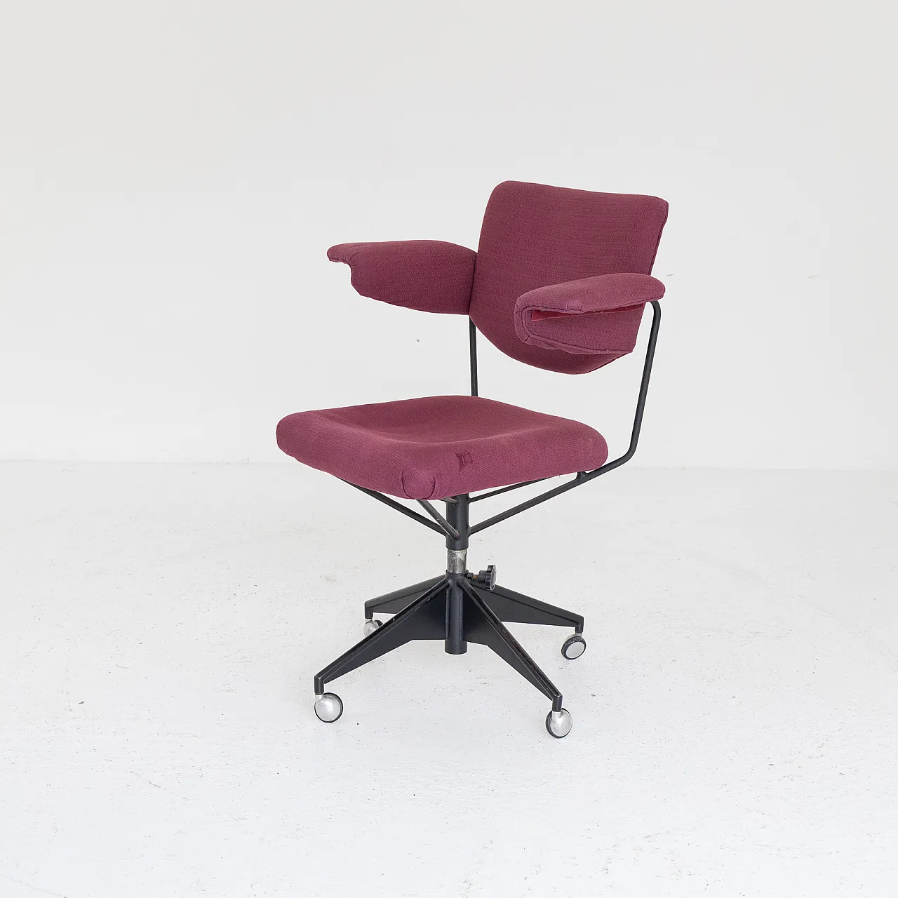 Poltrona girevole Neptunia di BBPR per Arflex, anni ’50 2