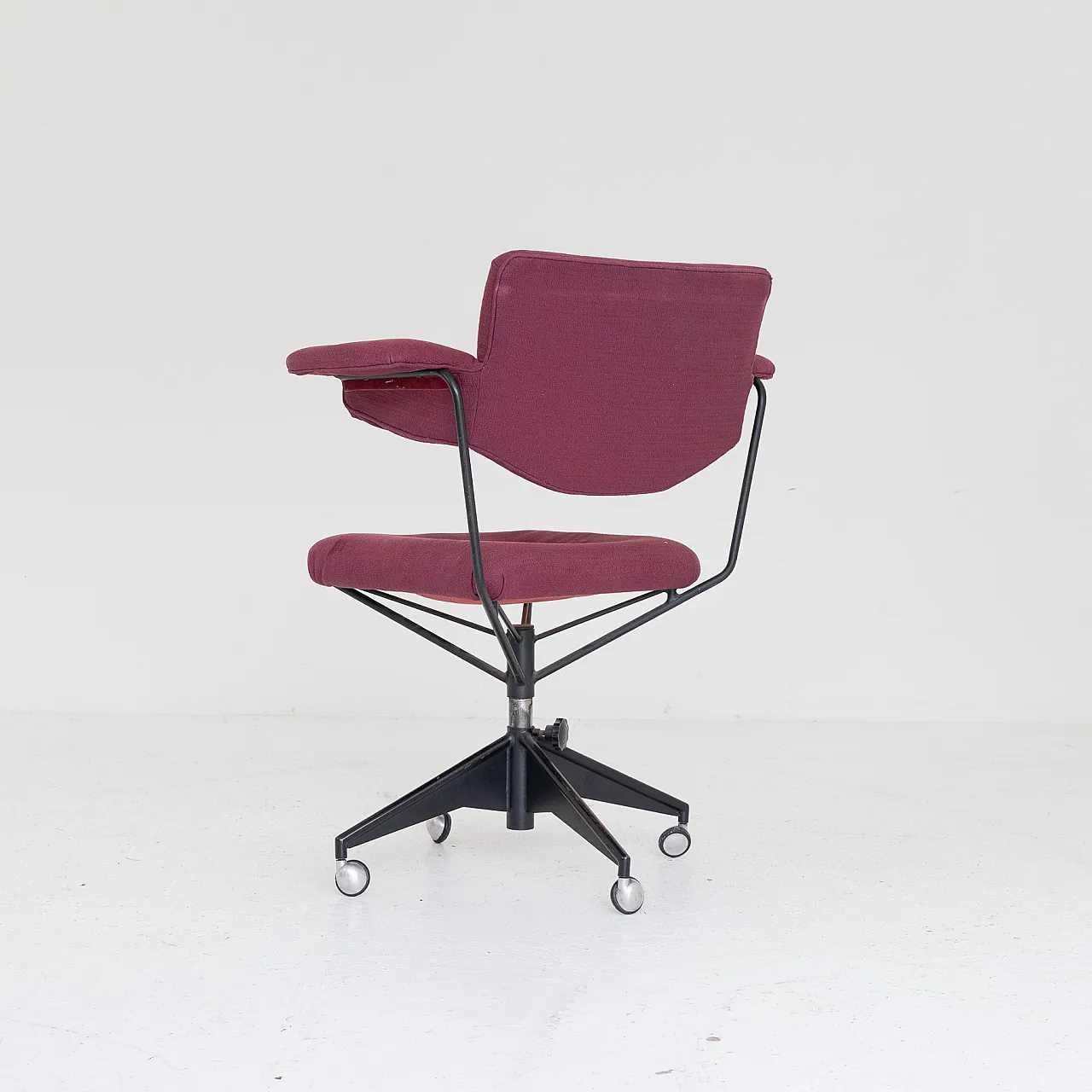 Poltrona girevole Neptunia di BBPR per Arflex, anni ’50 5