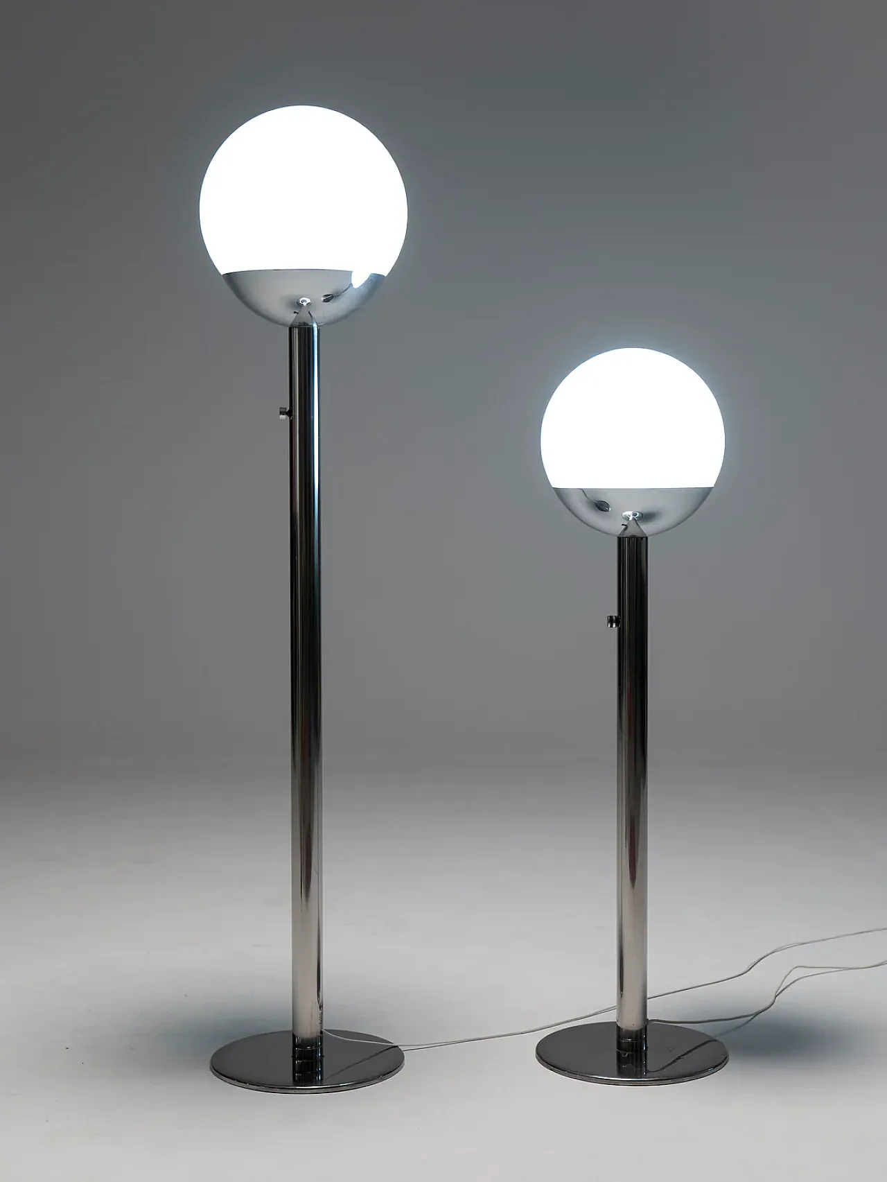 Pair of P428 floor lamps by Pia Guidetti-Crippa for Luci Italia, 1970s 8
