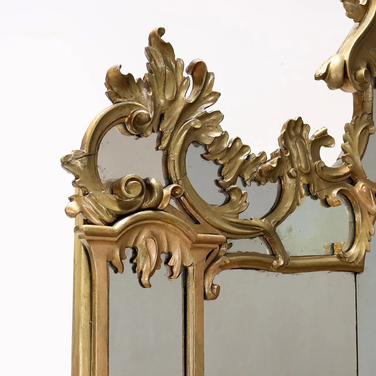 Rococo-style showcase with mirror, 19th century 5
