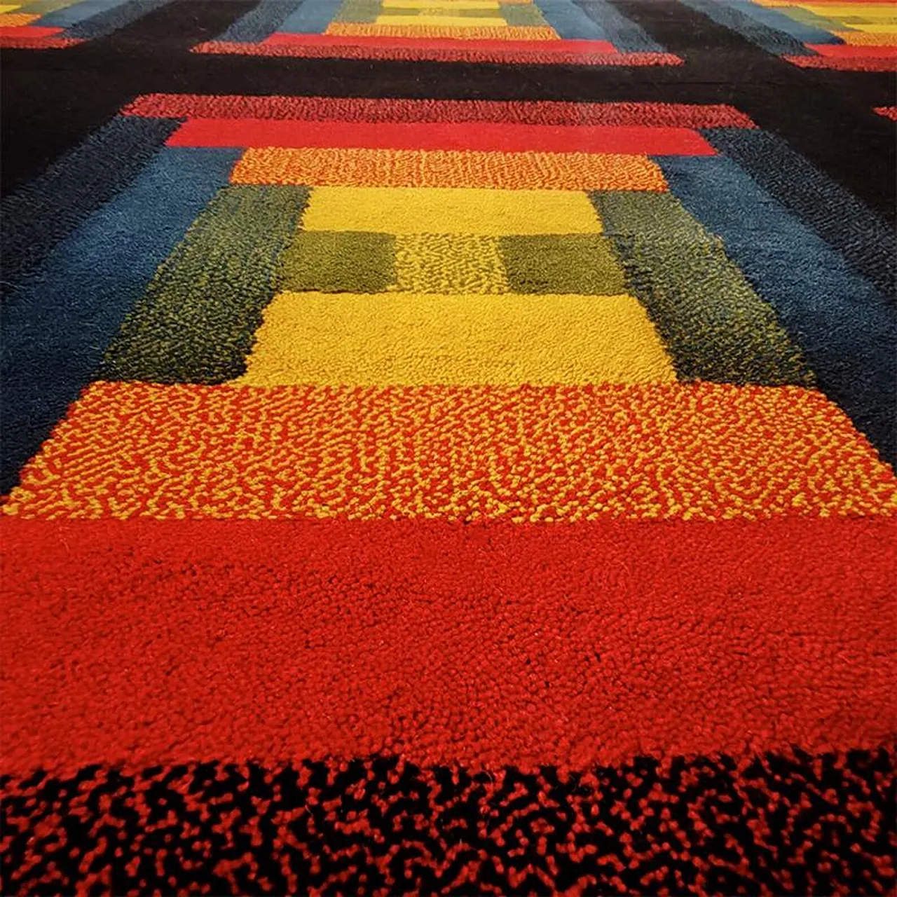 Tappeto geometrico Country di Missoni per T&J Vestor, anni '80 7