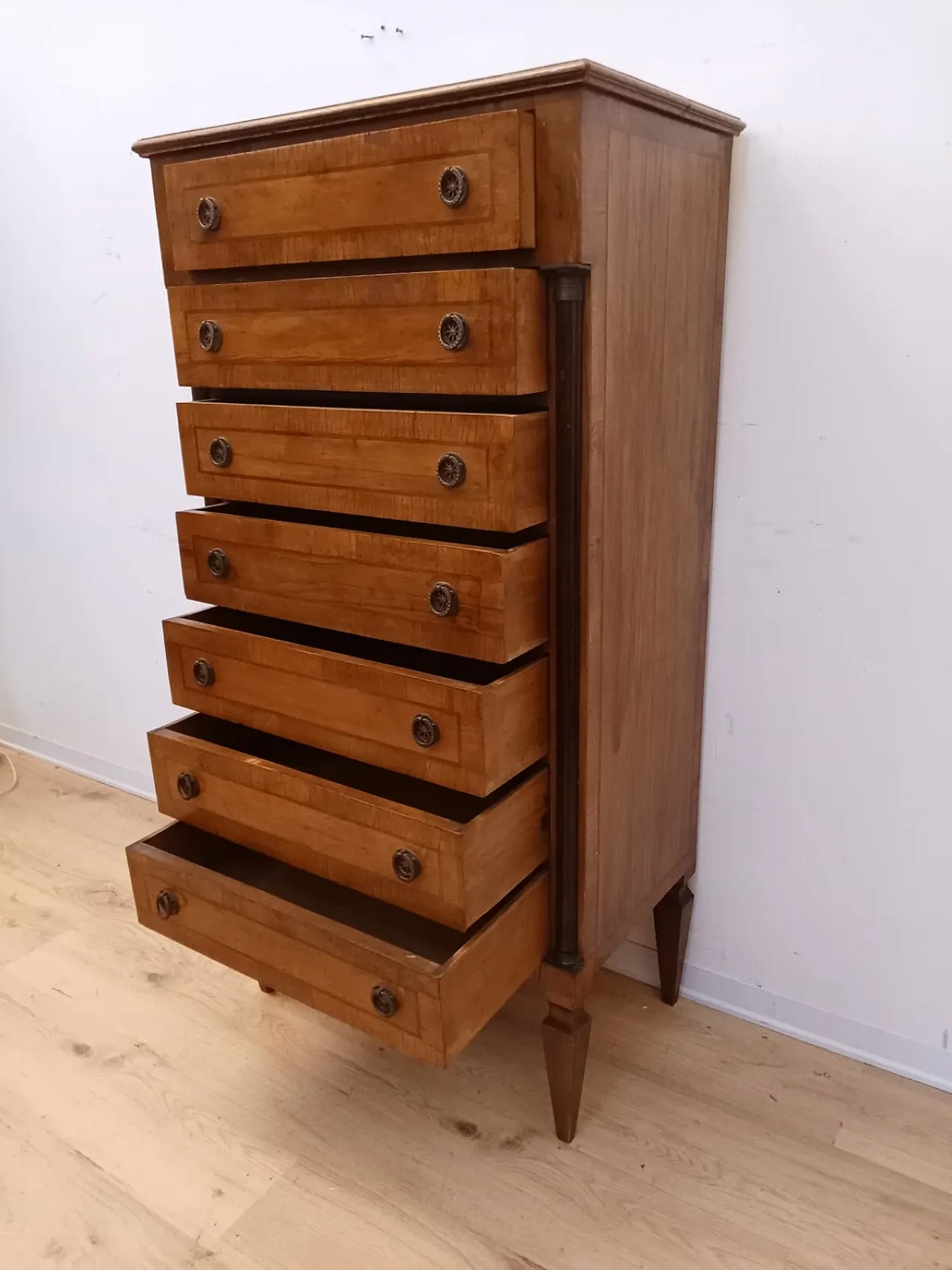 Louis XVI walnut style weekly, mid-20th century 9