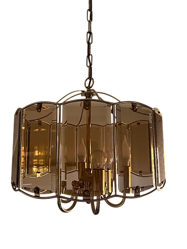 Lampadario Mid-Century in ottone e vetro fumè, anni '50