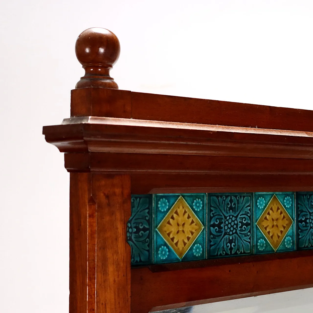 Cassettone con alzata in mogano, '800 4