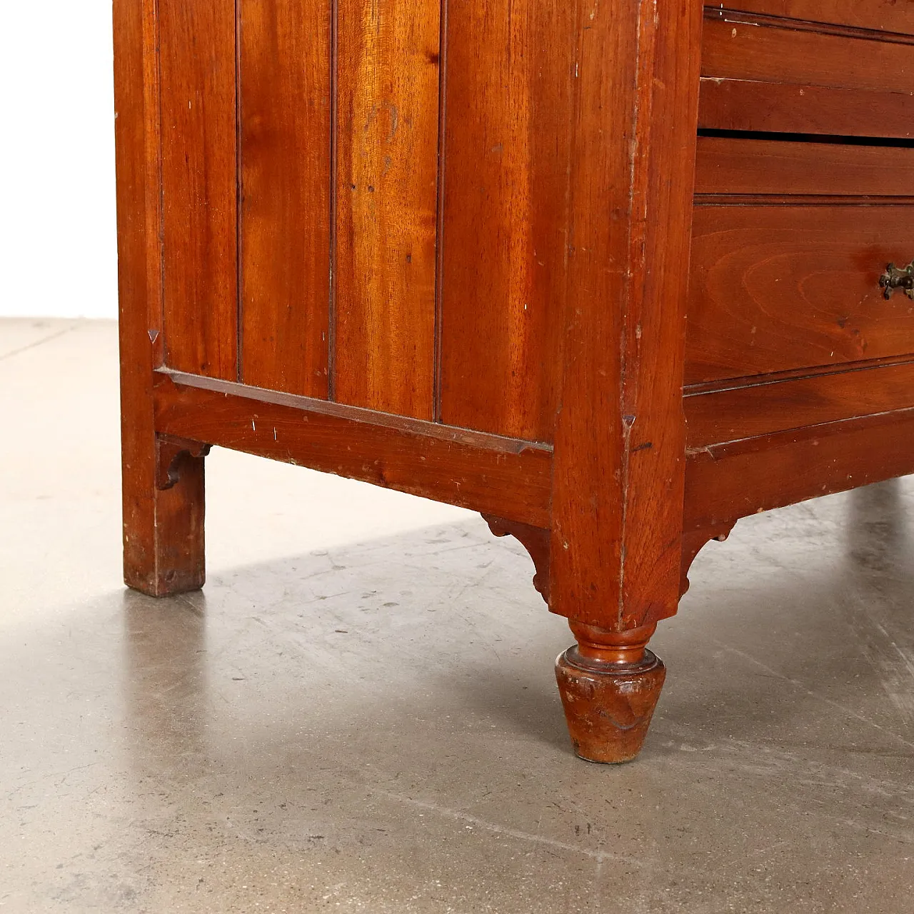 Cassettone con alzata in mogano, '800 5