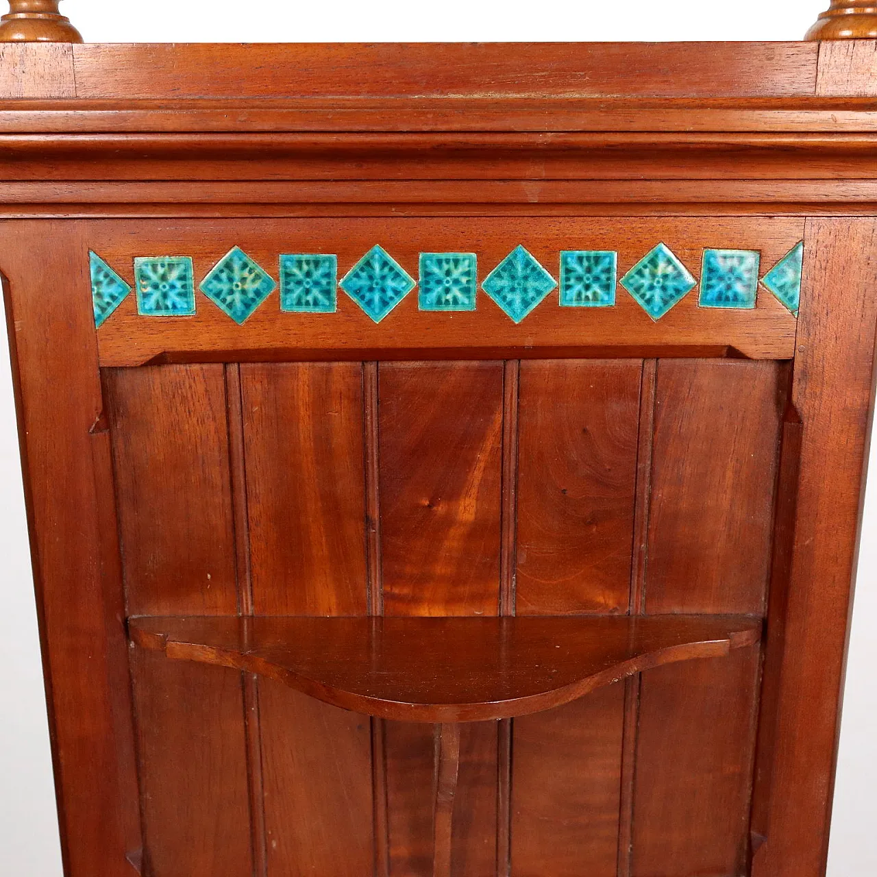 Comodino liberty in legno con inserti in ceramica, '900 6