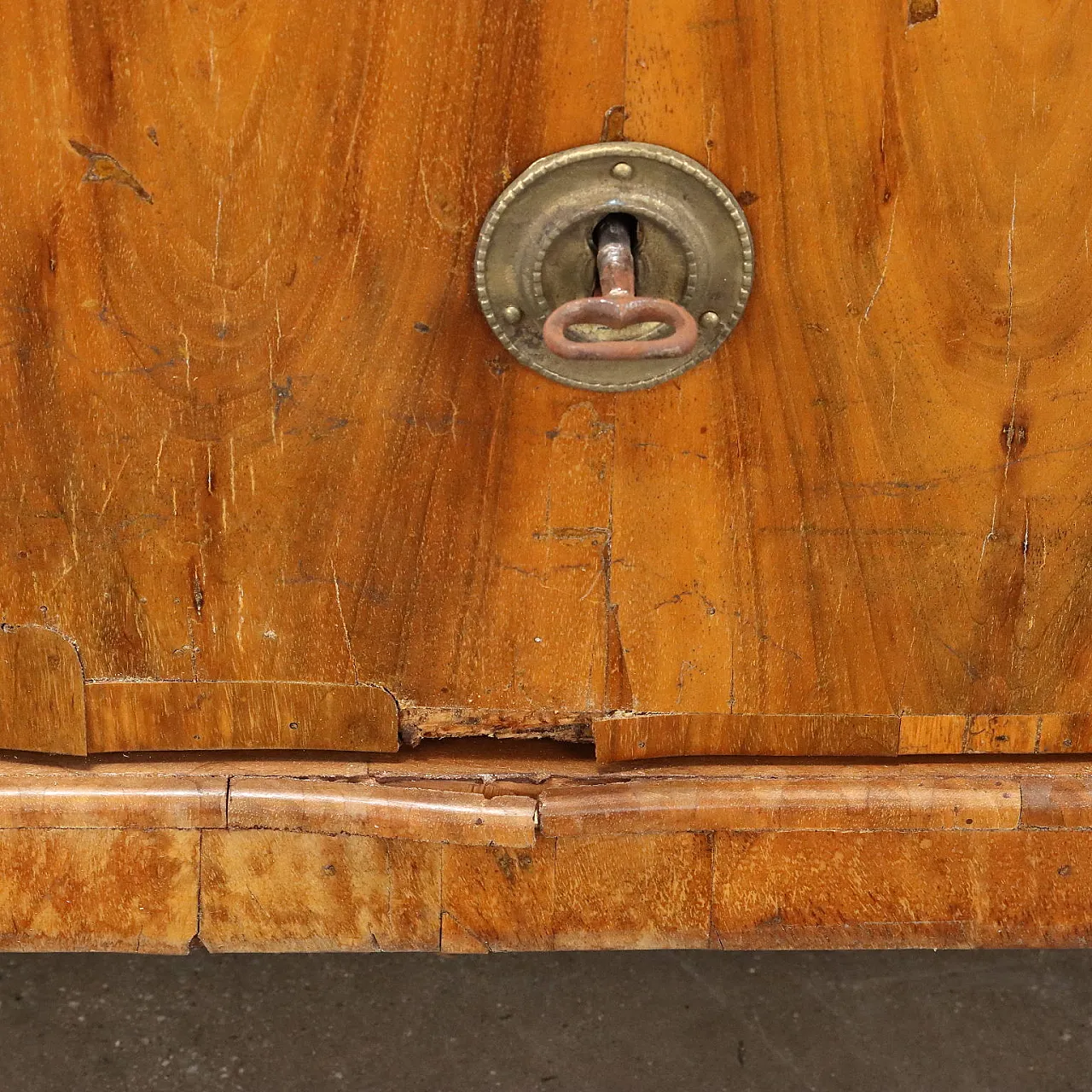 Cassettiera Impero in noce, metà '800 9