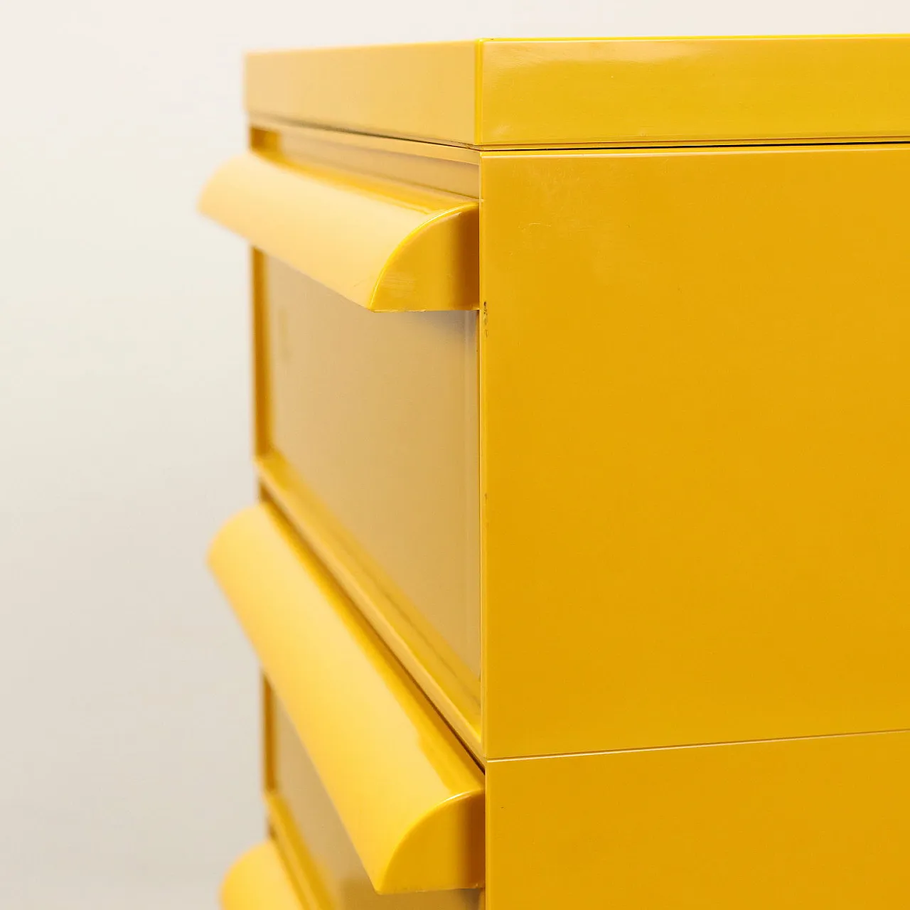 Cassettiera 4601 3-5 gialla di Simon Fussell per Kartell, anni '90 5