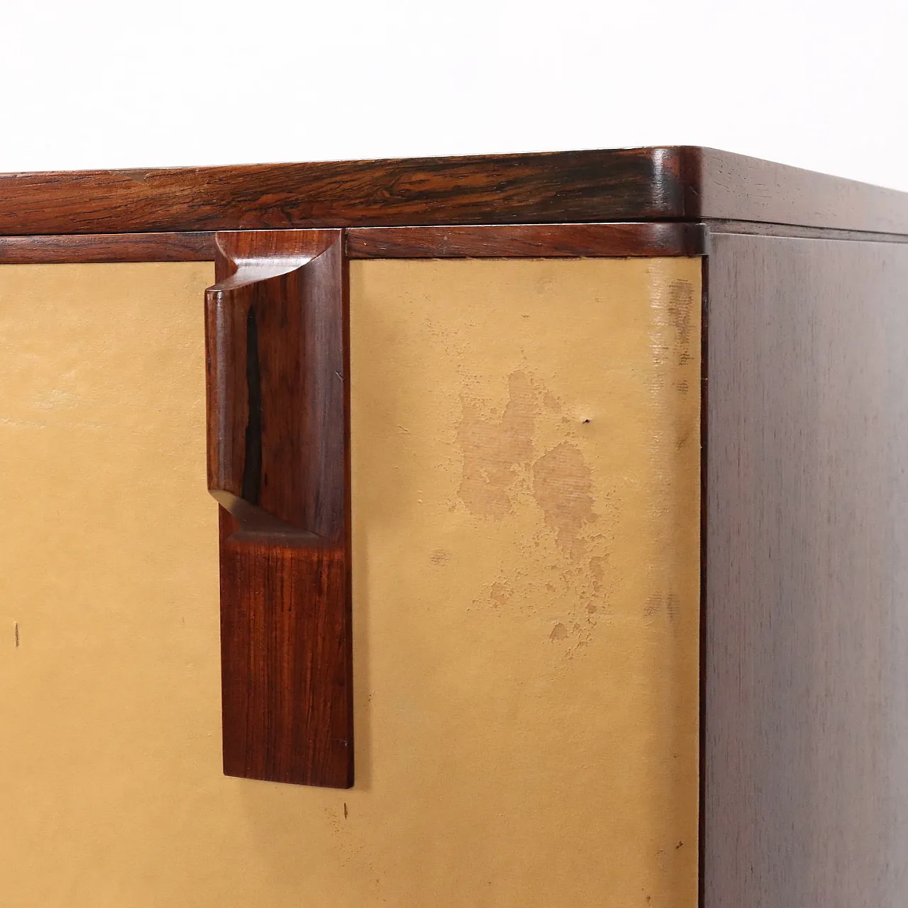 Sideboard with sliding doors in exotic wood and leather, 1960s 4