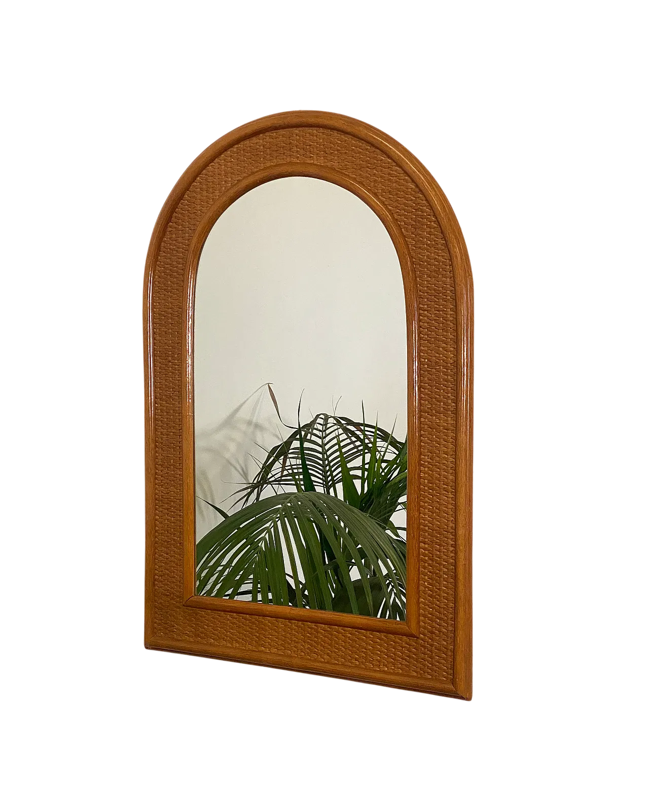 Specchio ad arco entro conrnice in bambù e vimini, anni '70 7
