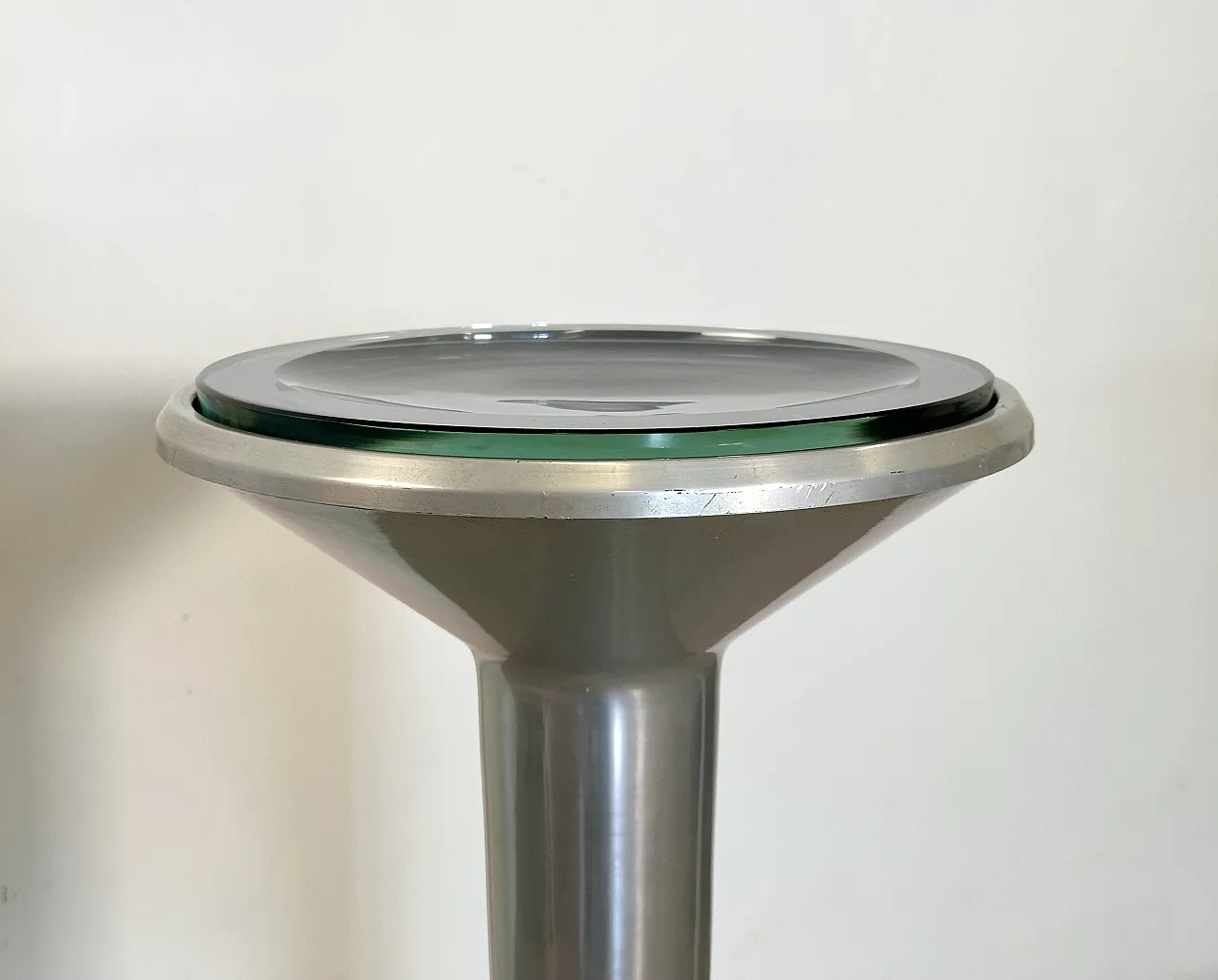 Pair of small tables by Gianni Moscatelli for Formanova, 60s 7