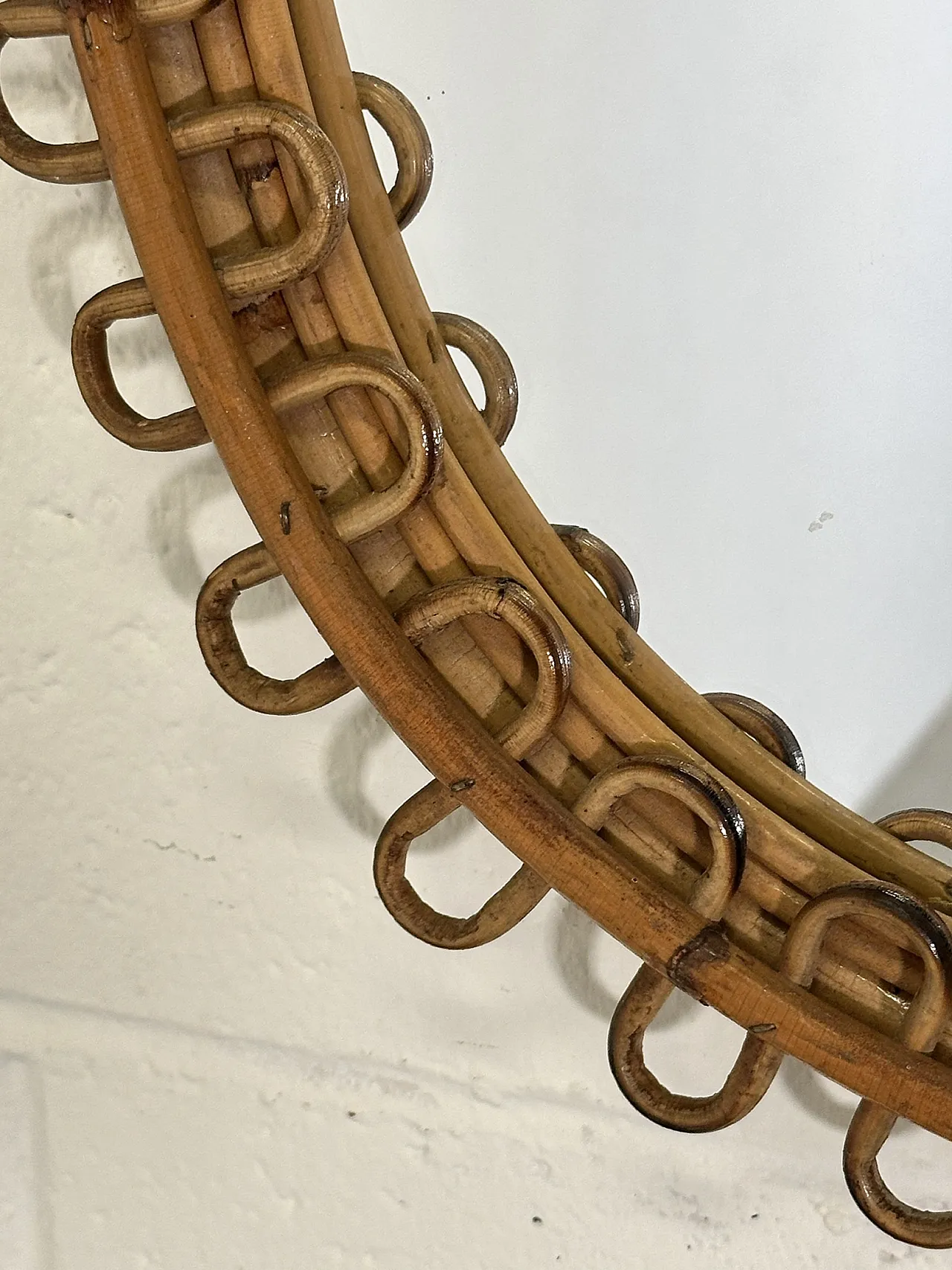 Specchio ovale in giunco e bambù, anni '70 5